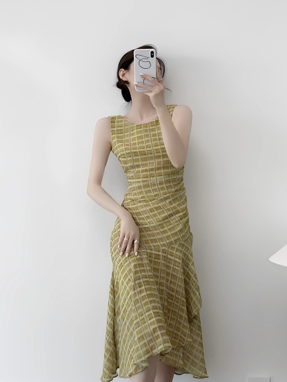 Mavys Vintage Check Bias-Cut Dress