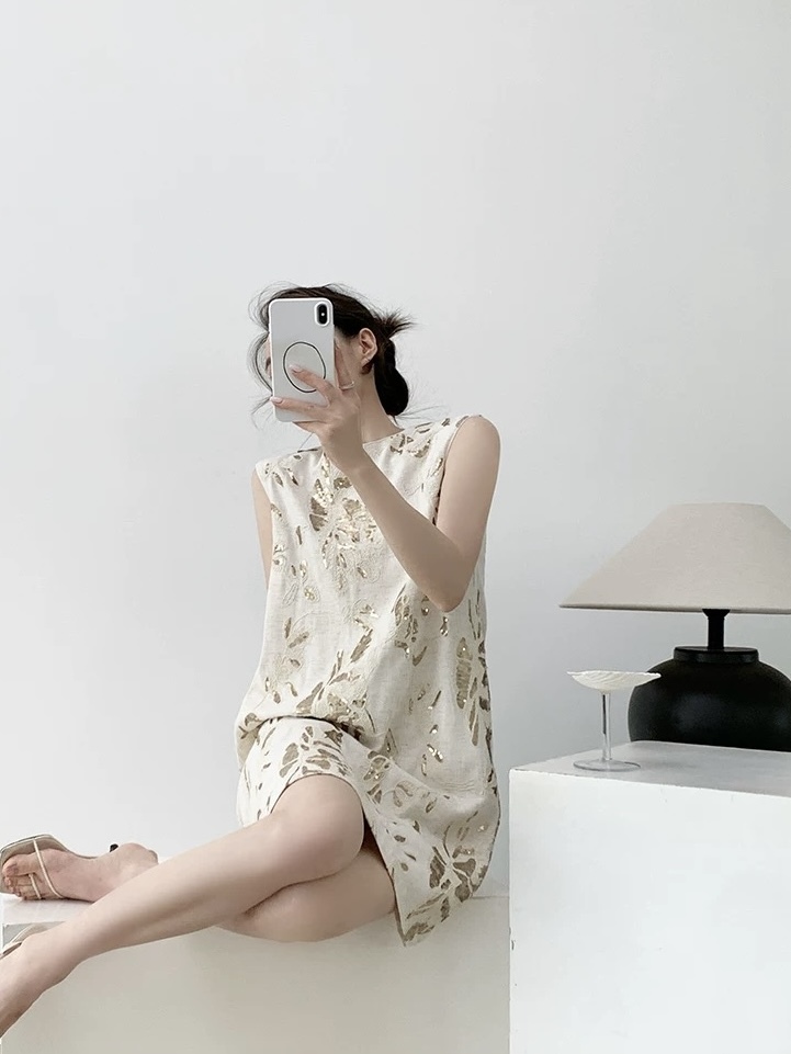 Martha Sequin Embelisshed Shift Dress