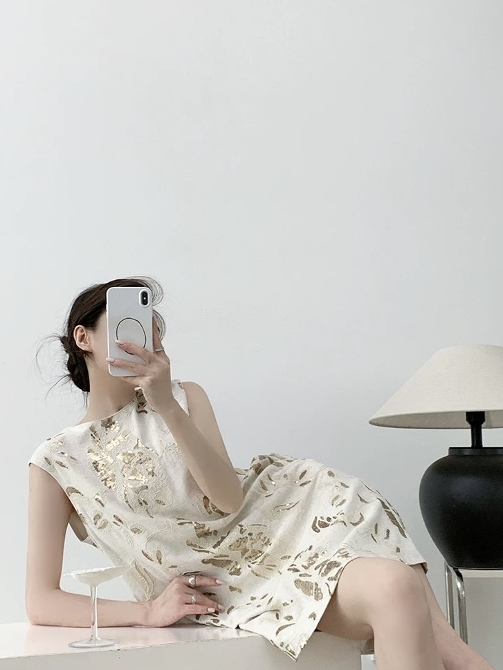 Martha Sequin Embelisshed Shift Dress