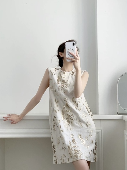 Martha Sequin Embelisshed Shift Dress