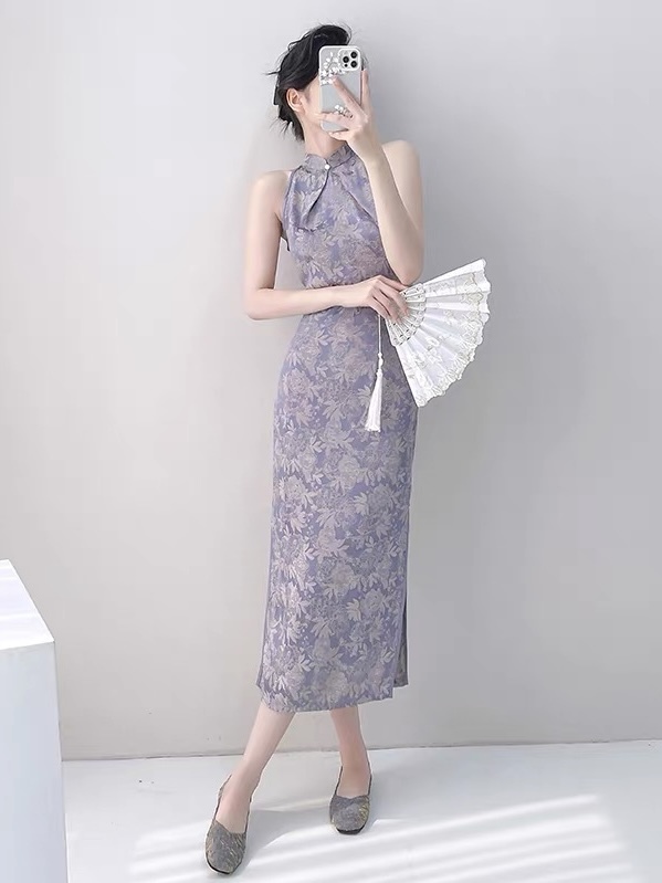 Ci Shuang Halter Neck Cheongsam