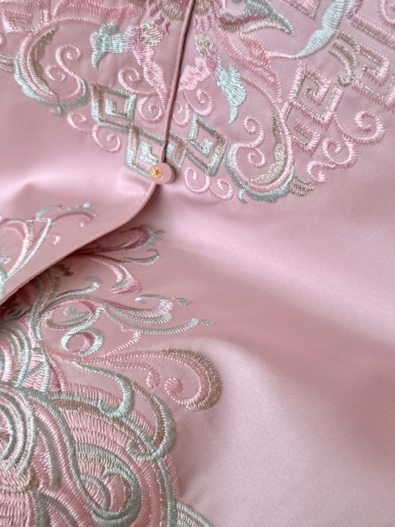 Shuang Qi Two Sided Oriental Vest