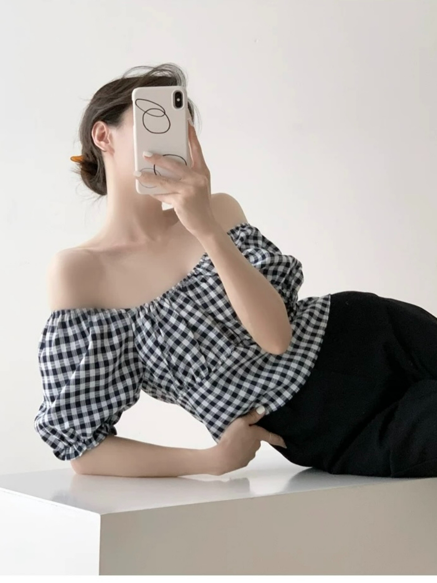 Maple Puff Sleeve Checked Blouse