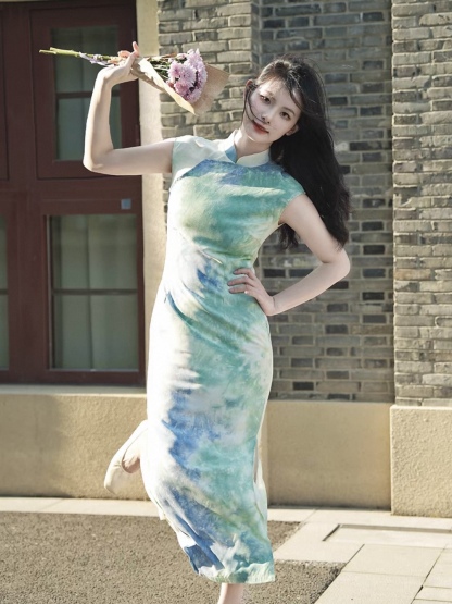 Ci Shan Water Colour Cap Sleeve Cheongsam