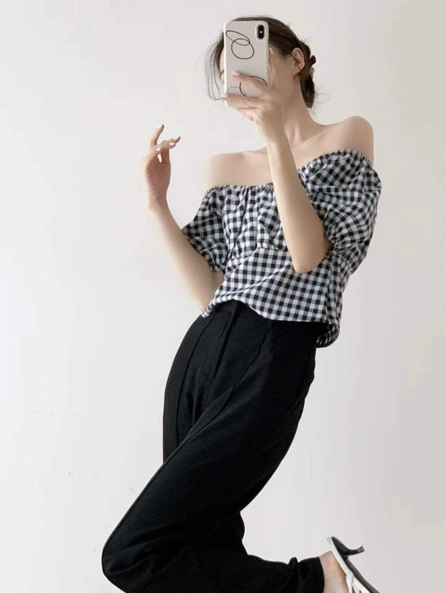 Maple Puff Sleeve Checked Blouse