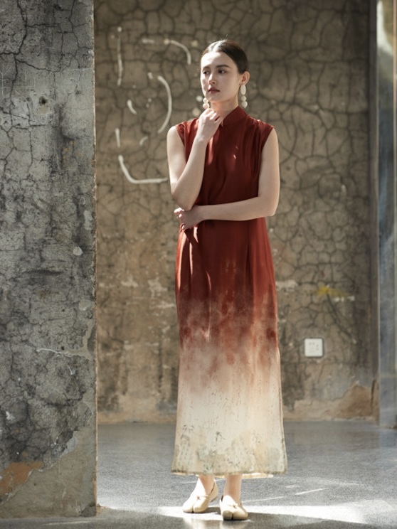Juan Er Gradient Cheongsam (Rejected-S size)-The Black Bow-