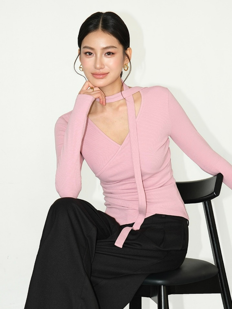 Jeysiah Neck Tie Knit Top-The Black Bow-