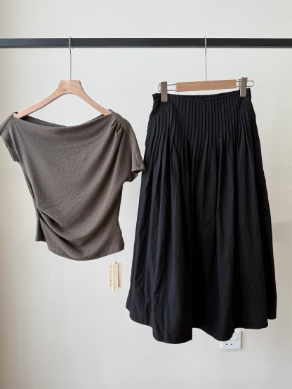 Venus Smocked Waist Maxi Skirt