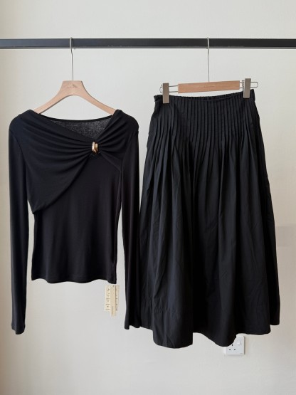Venus Smocked Waist Maxi Skirt