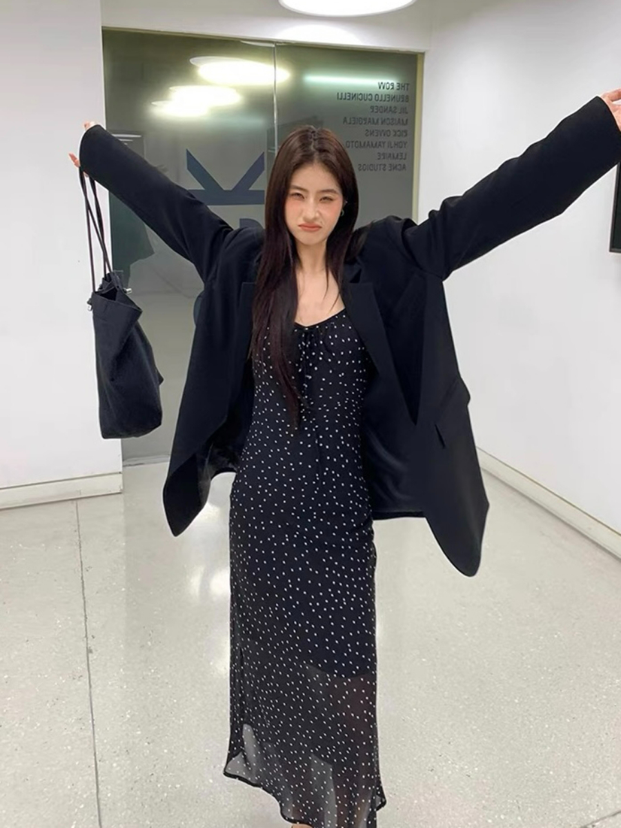 Nordyn Oversized Blazer-The Black Bow-