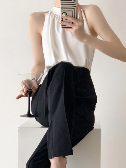 Jaleesa Minimalist Halter Neck Top-The Black Bow-