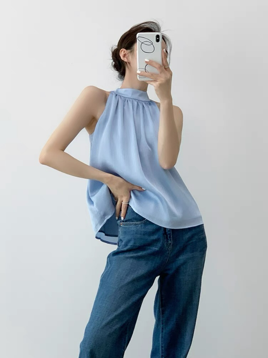 Niko Halter Neck Top-The Black Bow-