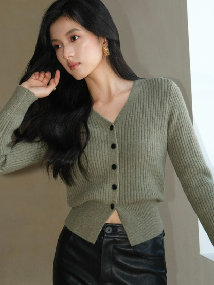 Jovany V-Neck Knit Top-The Black Bow-