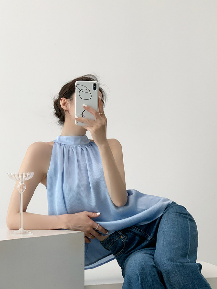 Niko Halter Neck Top-The Black Bow-