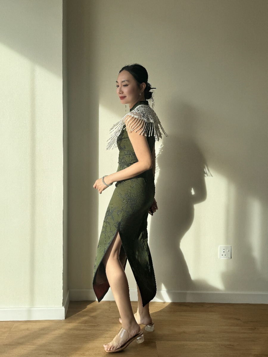 Li Yuan Floral Printing Cheongsam