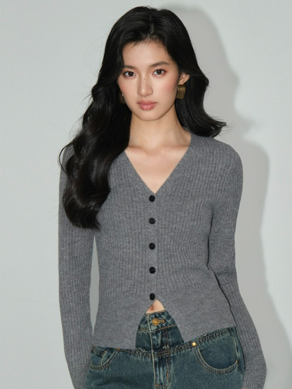 Jovany V-Neck Knit Top-The Black Bow-