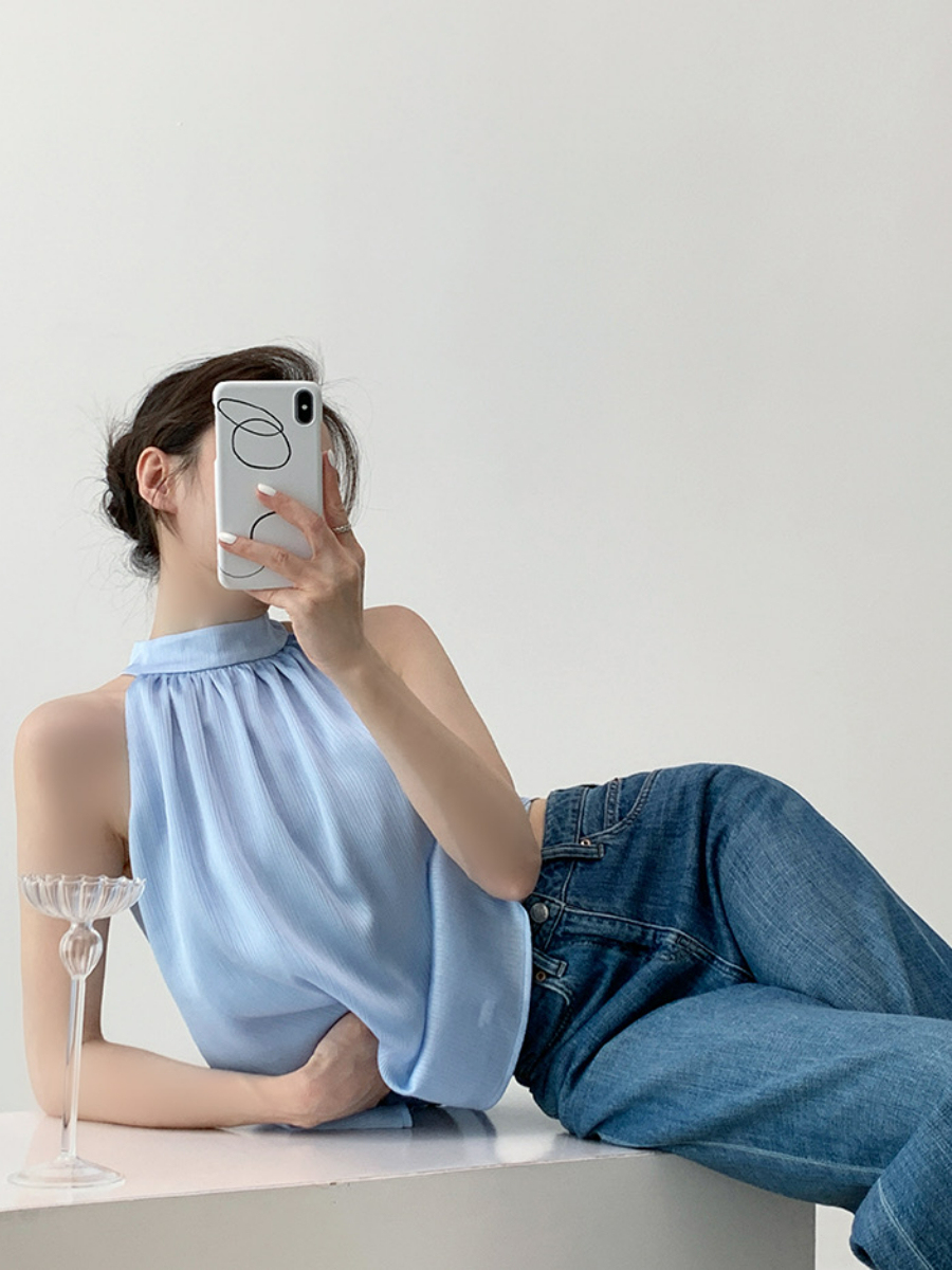 Niko Halter Neck Top-The Black Bow-