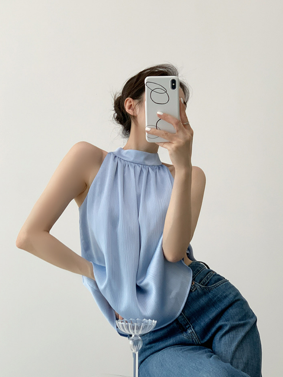 Niko Halter Neck Top-The Black Bow-