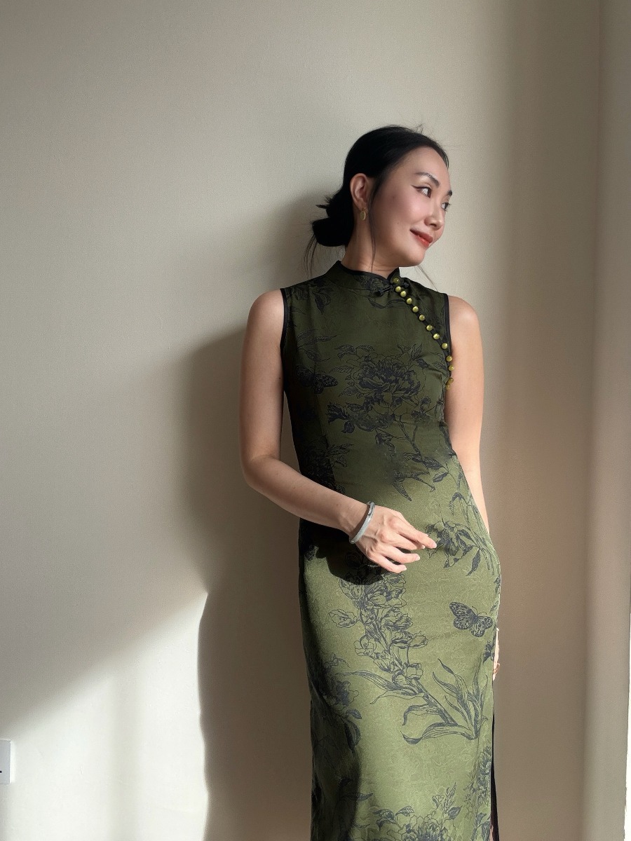 Li Yuan Floral Printing Cheongsam