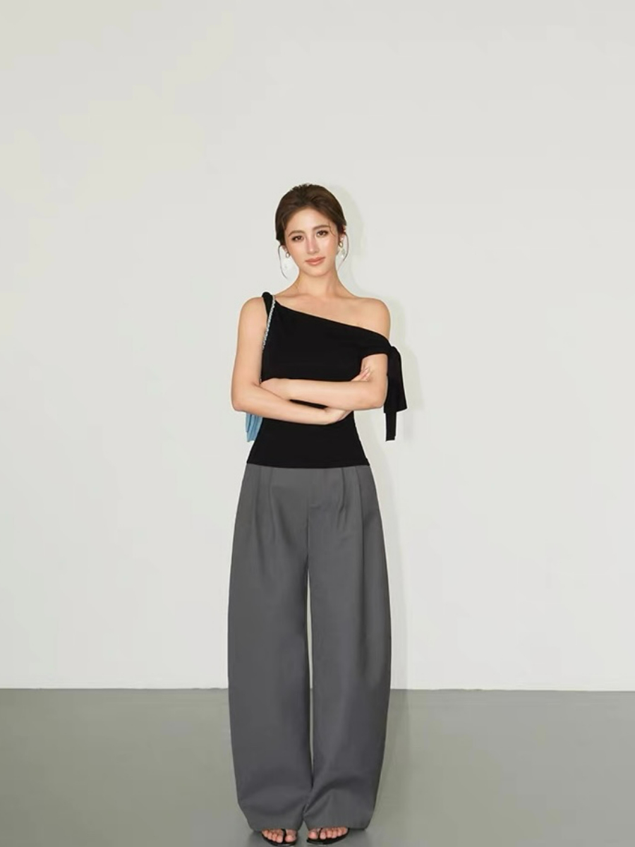 Finnley Convertible Neckline Top