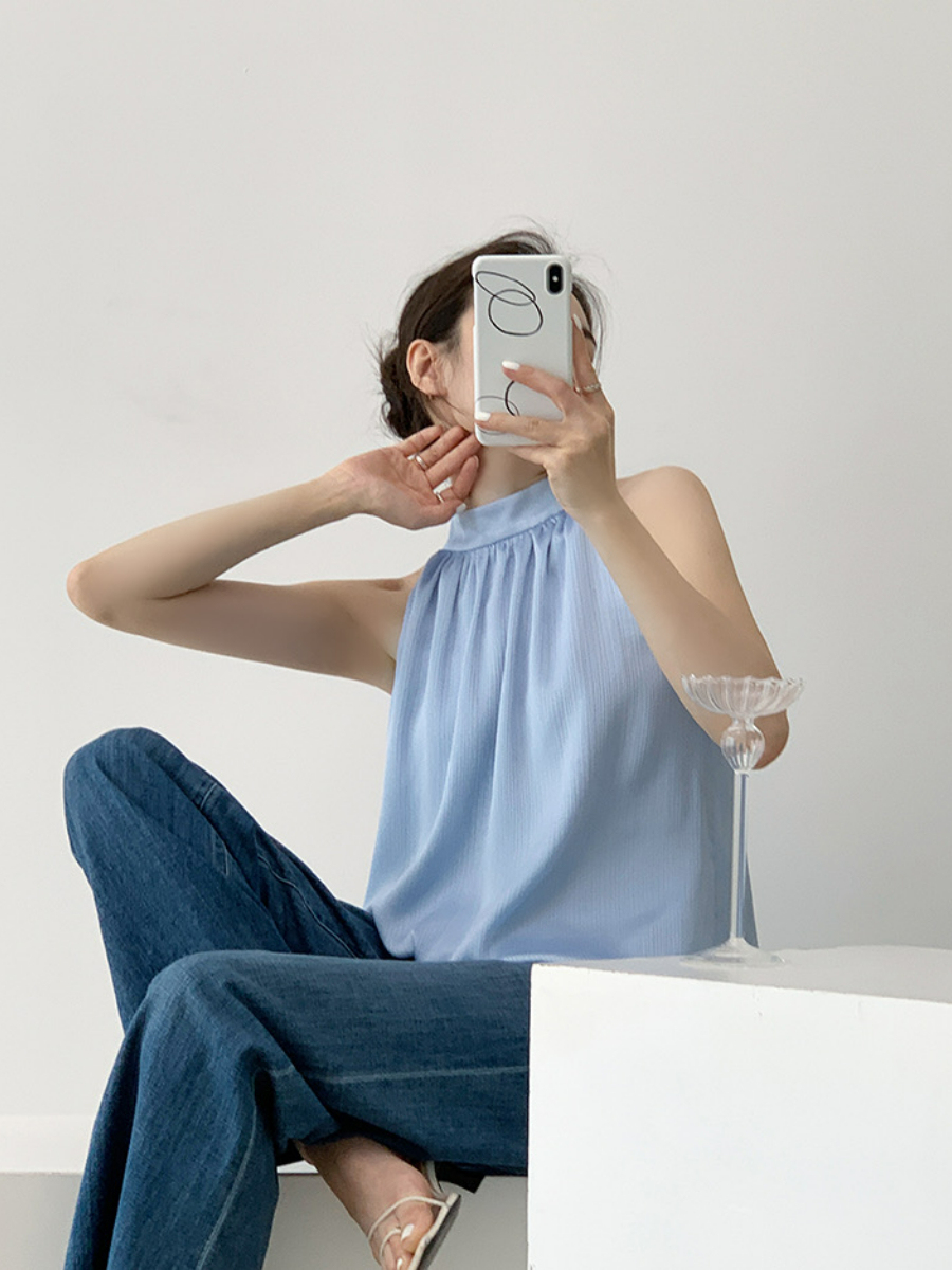 Niko Halter Neck Top-The Black Bow-