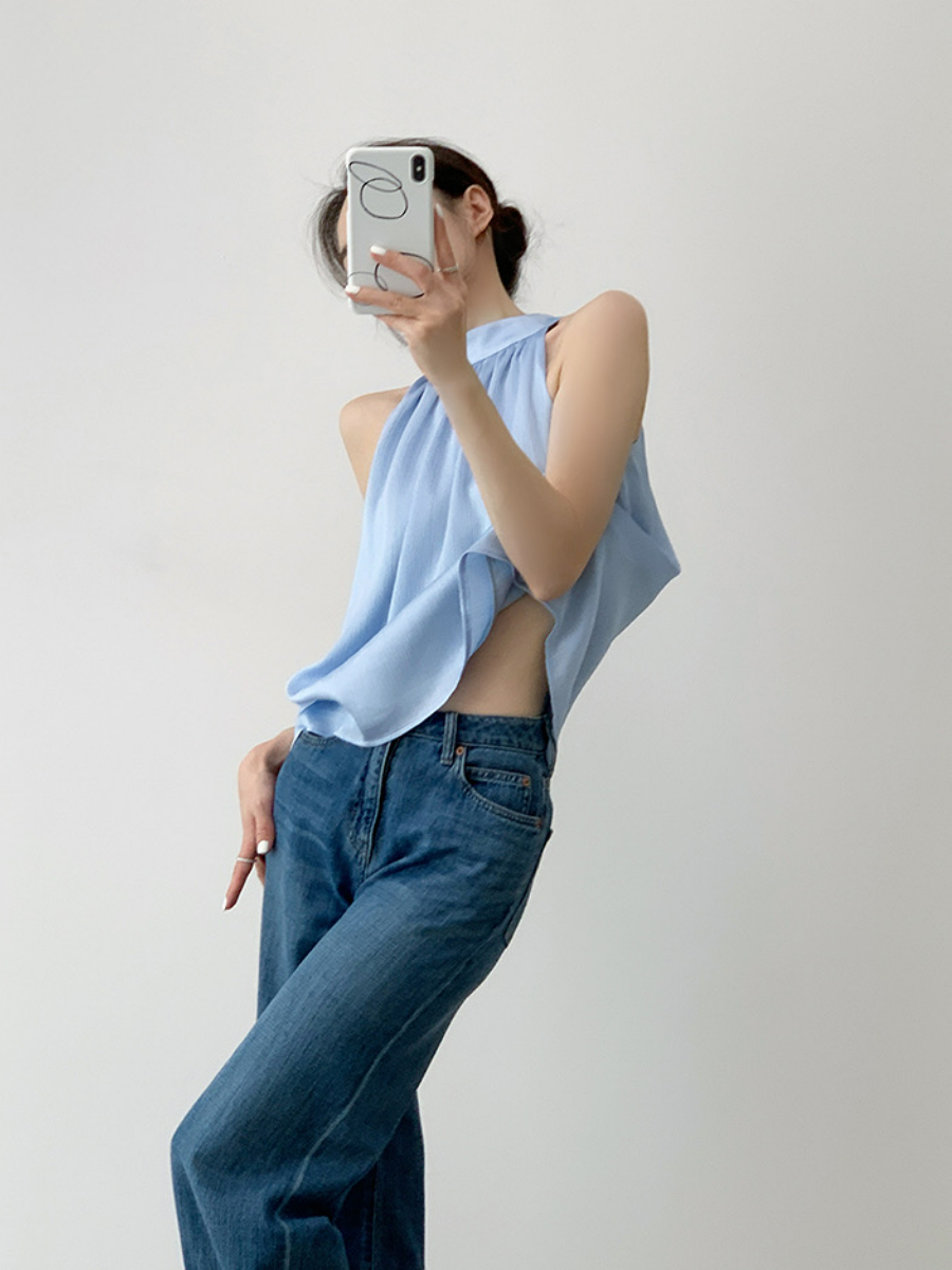 Niko Halter Neck Top-The Black Bow-