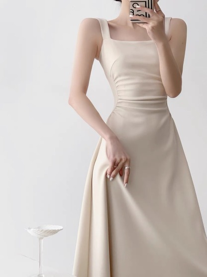 Nashla Square Neck Fit & Flare Dress -The Black Bow-