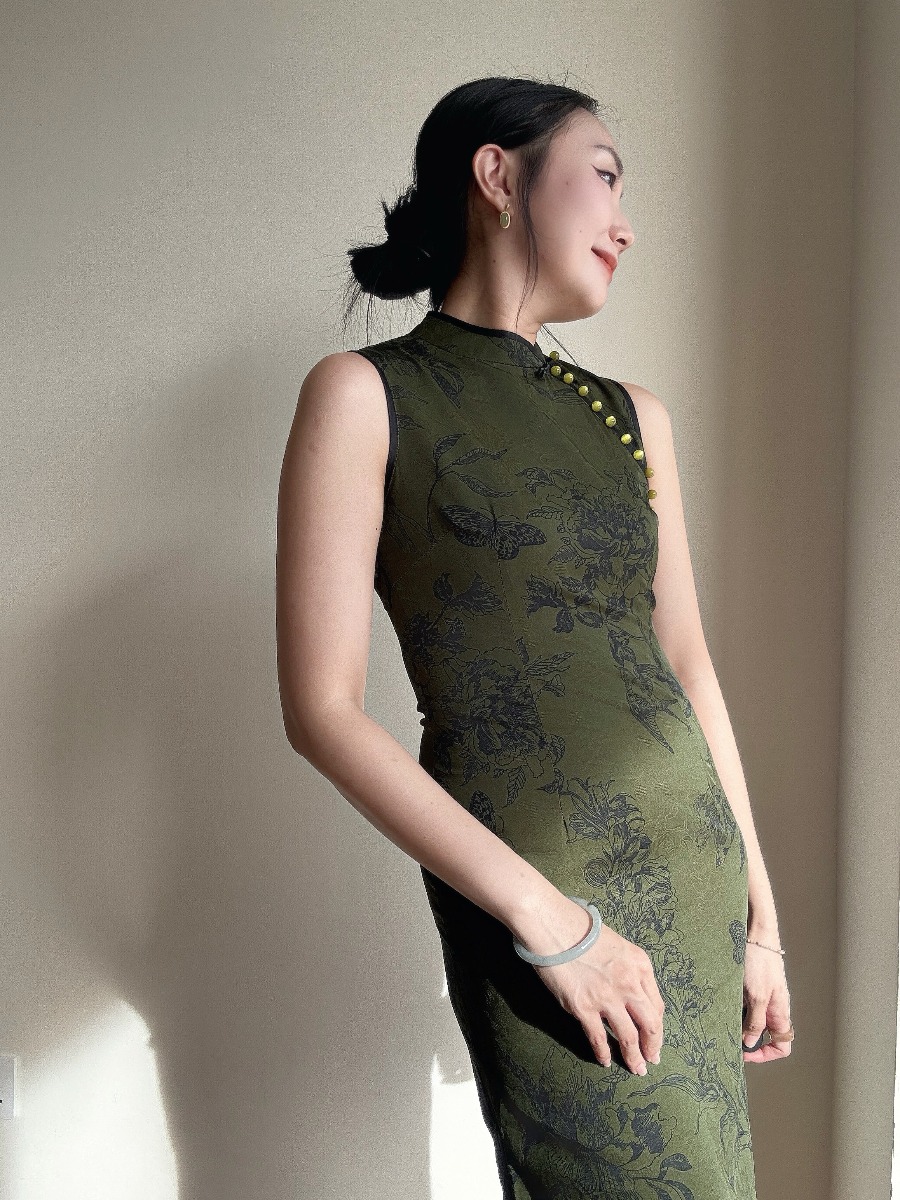 Li Yuan Floral Printing Cheongsam