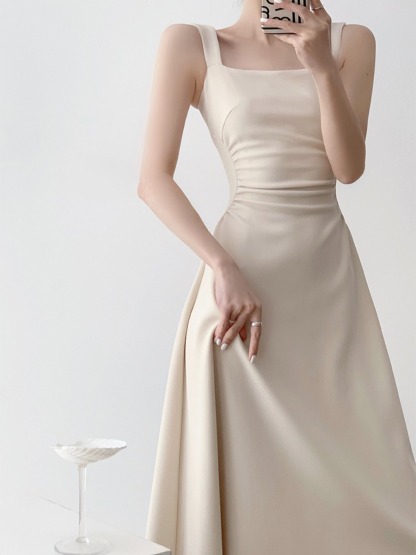 Nashla Square Neck Fit & Flare Dress -The Black Bow-