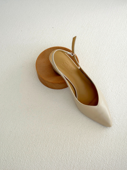 Noir Pointed Toe Block Heel Slingbacks-Cream-The Black Bow-