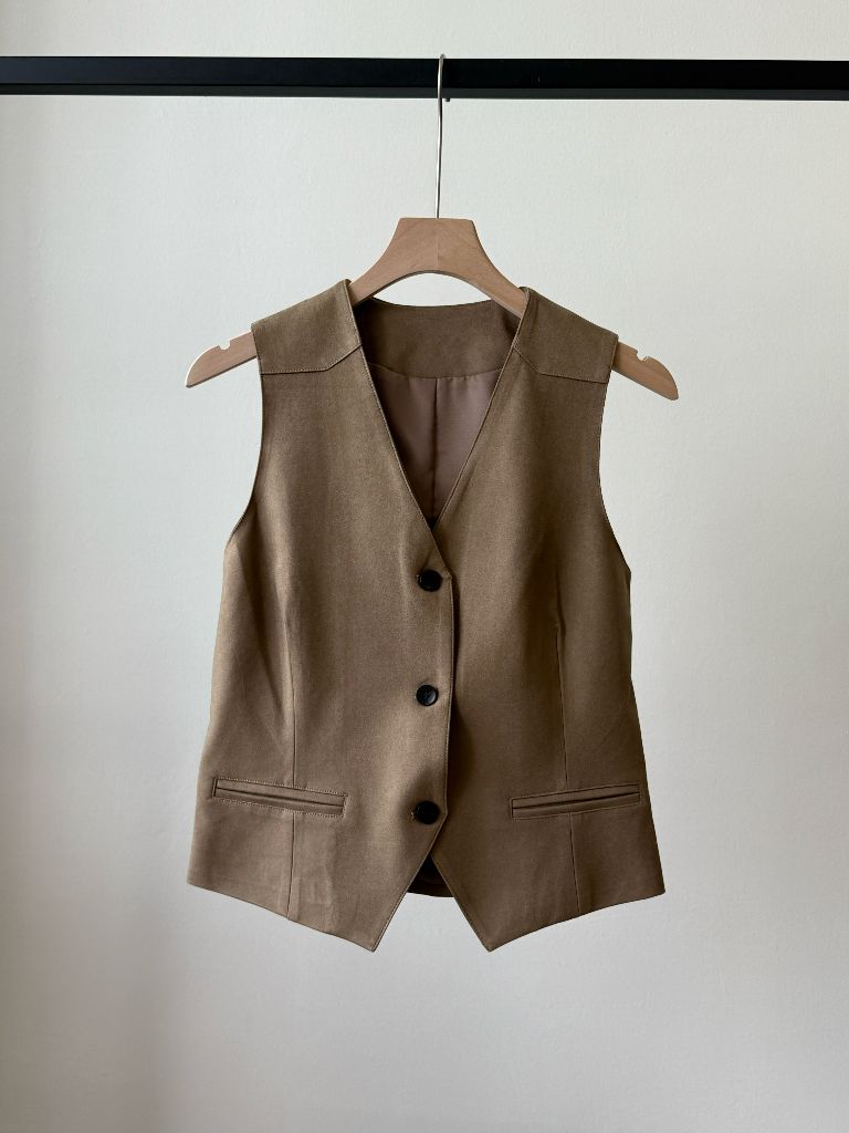 Leevon Tailored Vest