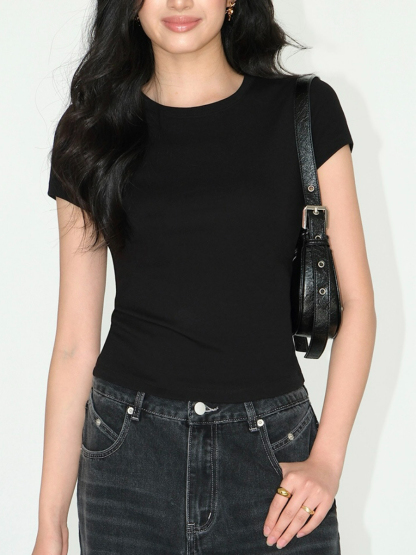 Jordy Classic Fit Tee-The Black Bow-