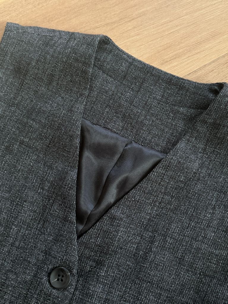 Lyon Linen Tie Back Vest (POS)