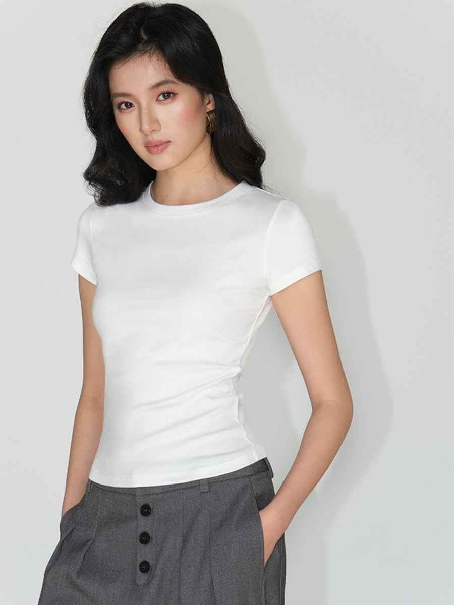 Jordy Classic Fit Tee-The Black Bow-