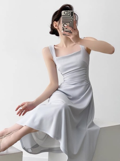 Nashla Square Neck Fit & Flare Dress -The Black Bow-