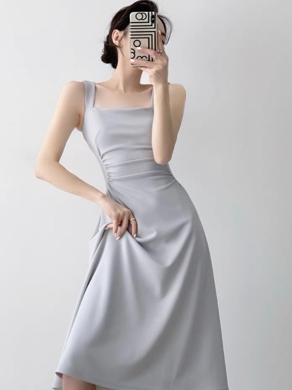 Nashla Square Neck Fit & Flare Dress -The Black Bow-