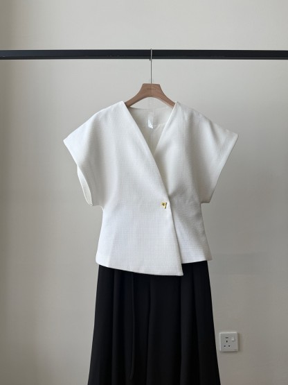 Vibha Sculpted Drape Top