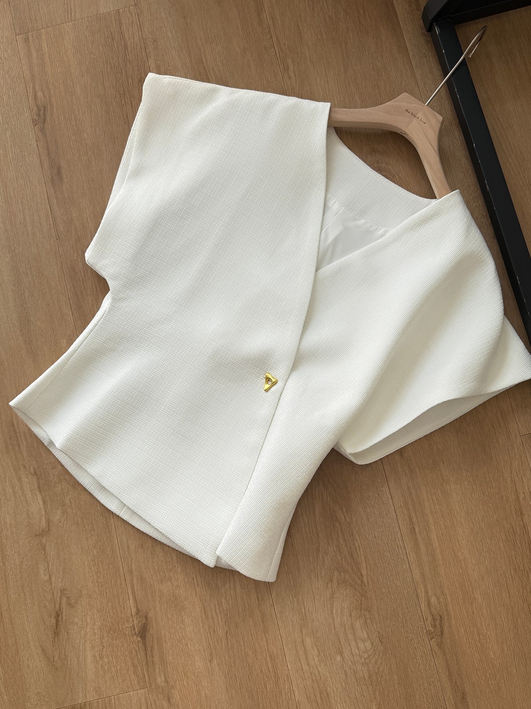 Vibha Sculpted Drape Top