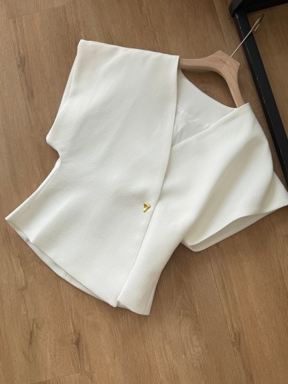 Vibha Sculpted Drape Top