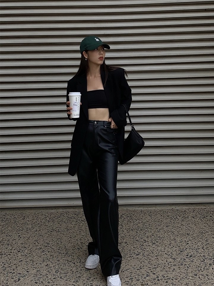 Kelsyn Sleek & Designer Oversized Padded Shoulder Blazer-The Black Bow-