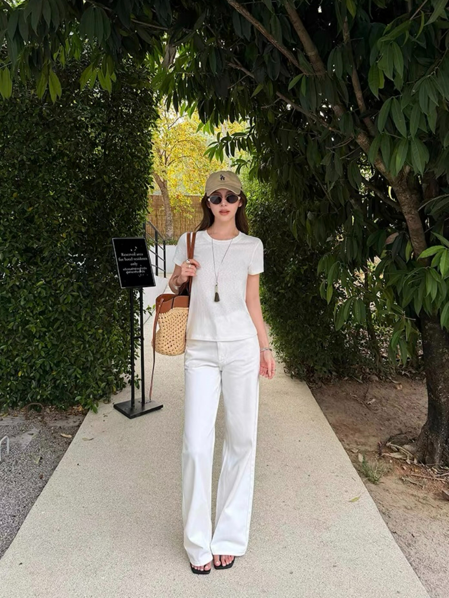 Florene Round Neck Basic Top