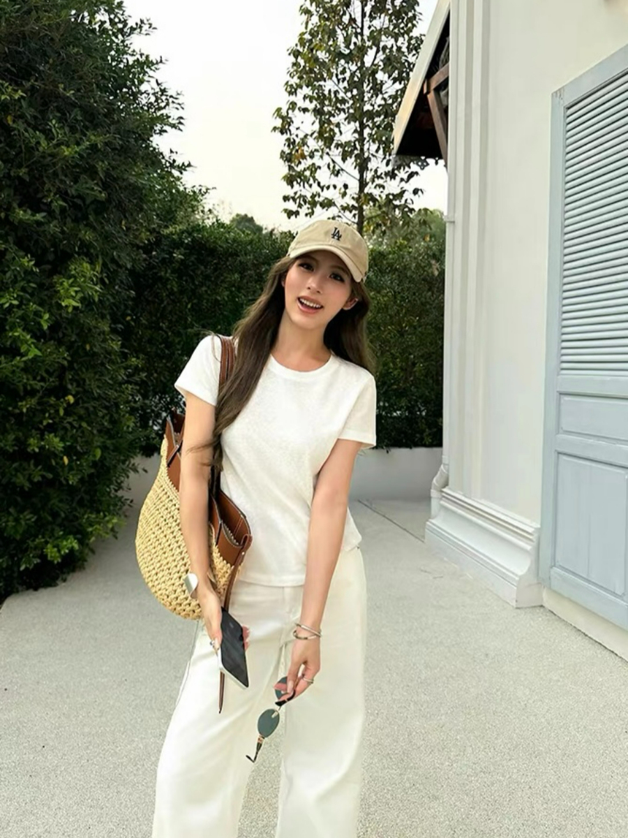 Florene Round Neck Basic Top