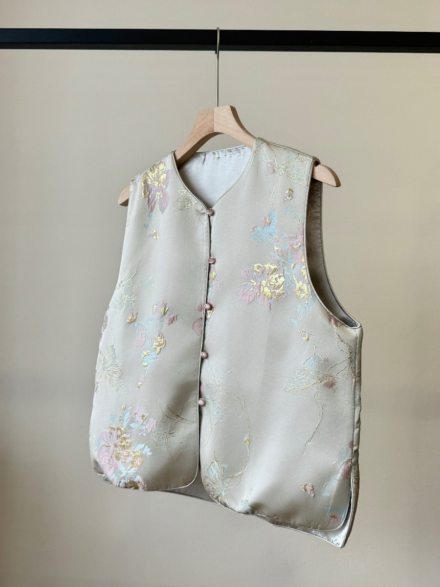 Shuang Jiu Oriental Vest