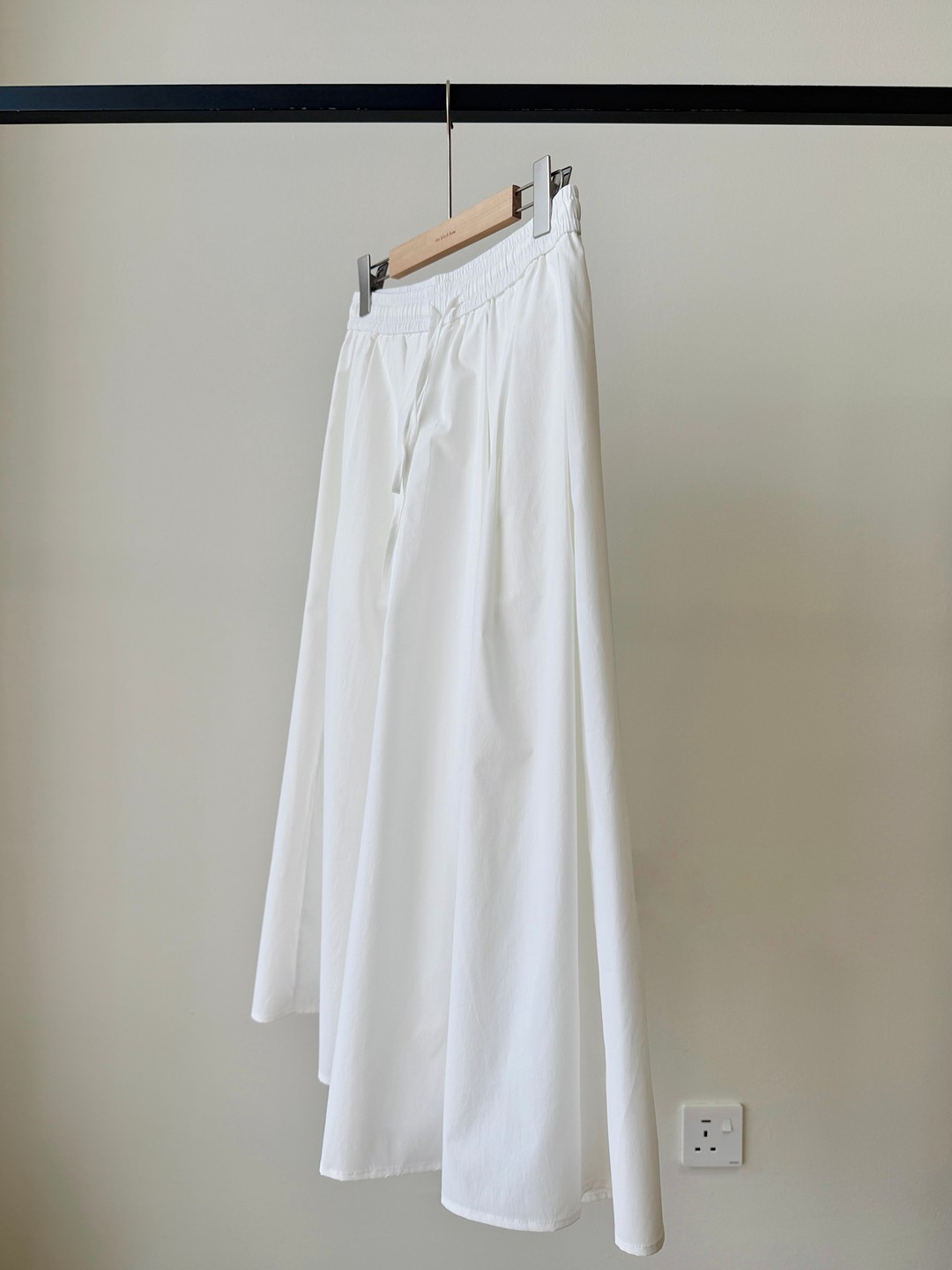 Van Textured Flowy Culottes