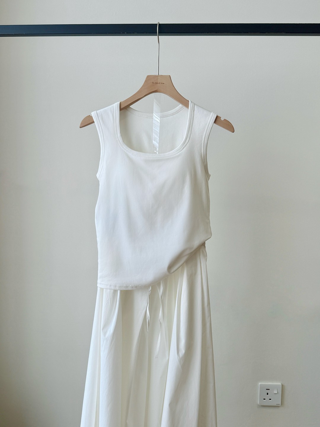 Van Textured Flowy Culottes