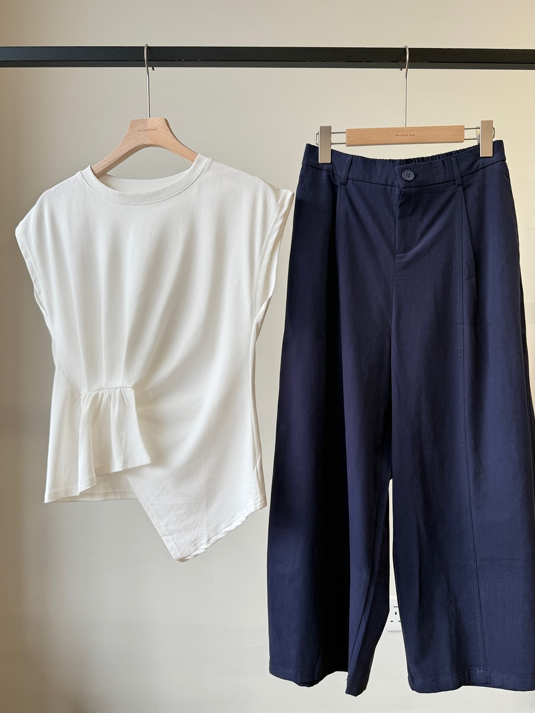 Vivian Asymmetric Twist Front Top