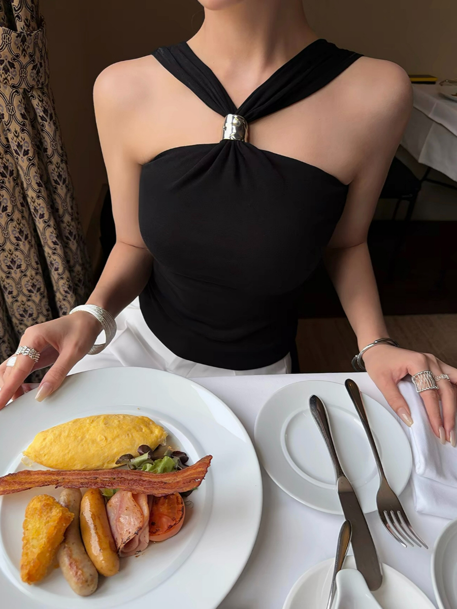 Fatmah Ring-Detail Halter Neck Top