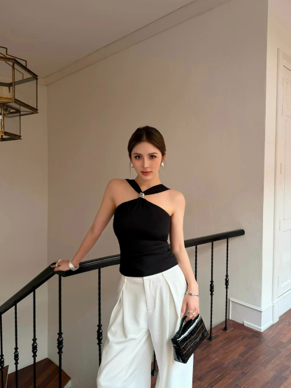 Fatmah Ring-Detail Halter Neck Top