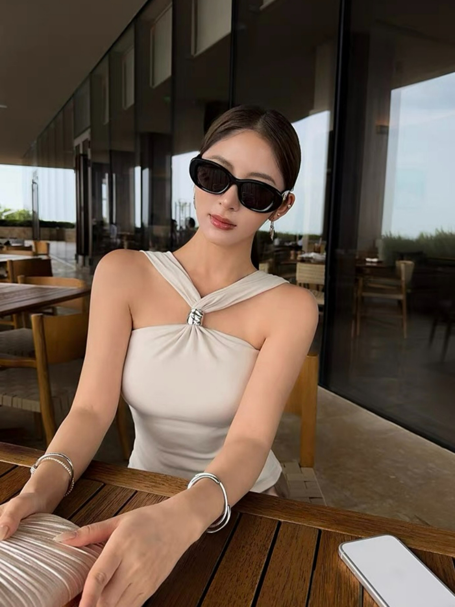 Fatmah Ring-Detail Halter Neck Top