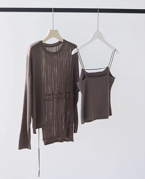 Erin Sheer Knit Top-The Black Bow-